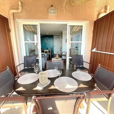 Village Cap Esterel Vue Mer, Duplex Climatise דירה Saint-Raphaël